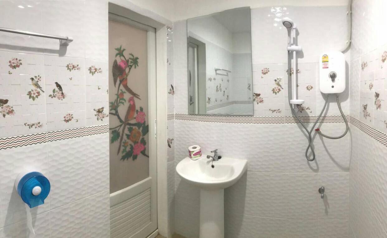 ตามฤทัย เฮาส์ Apartment Чиангмай Екстериор снимка
